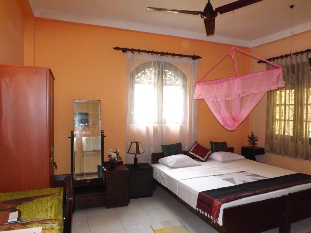 Holiday Nest Bed & Breakfast 와두와 객실 사진