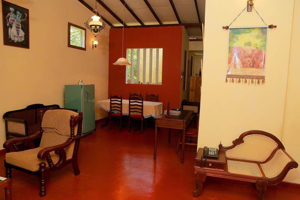 Holiday Nest Bed & Breakfast 와두와 외부 사진