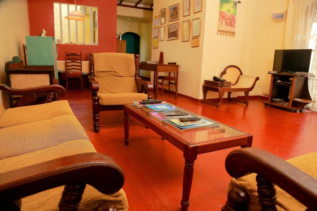 Holiday Nest Bed & Breakfast 와두와 외부 사진